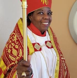 Meet your Posher, Lajoyce